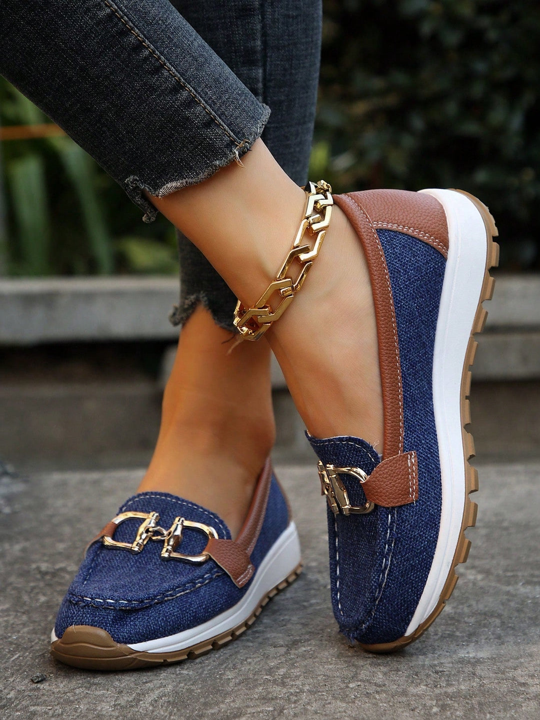 Ellie - litteät solkiset loaferit