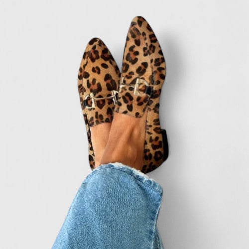 Jalessa | Ortopediset loaferit