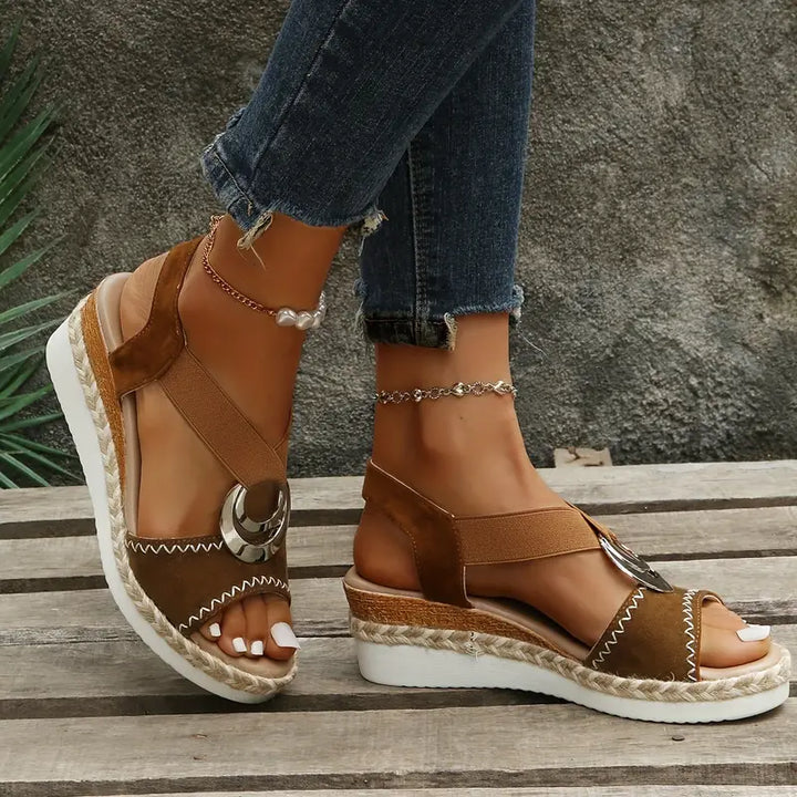 Myla – Elegantit Platform-sandaalit