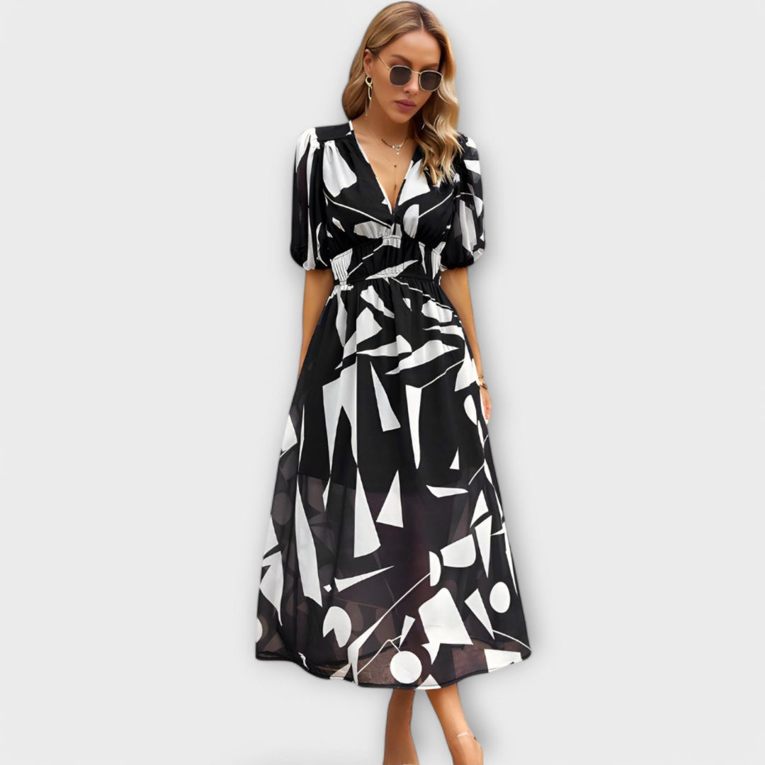 Abstrakti Maxi-mekko pufhihoilla