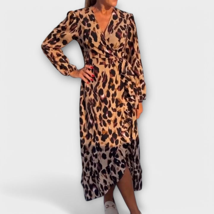 Elegantti leopardi-mustattu mekko V-aukolla