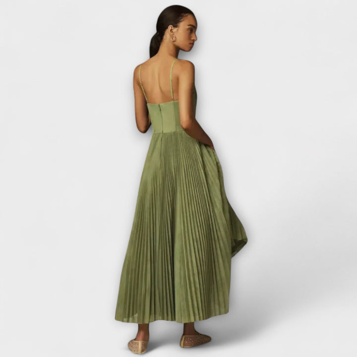 Lucrezia - Tyylikäs Mekko Eleganssilla