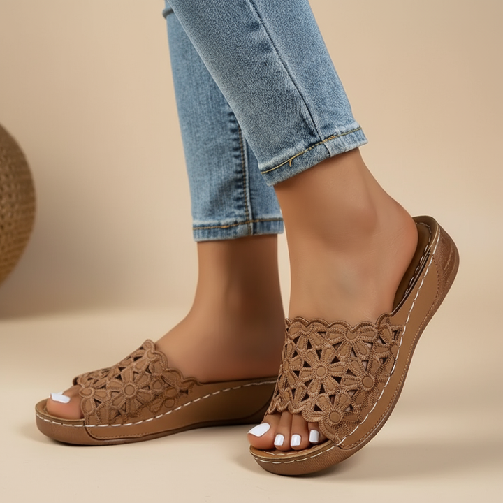 Delilah – Ergonomiset Sandalit