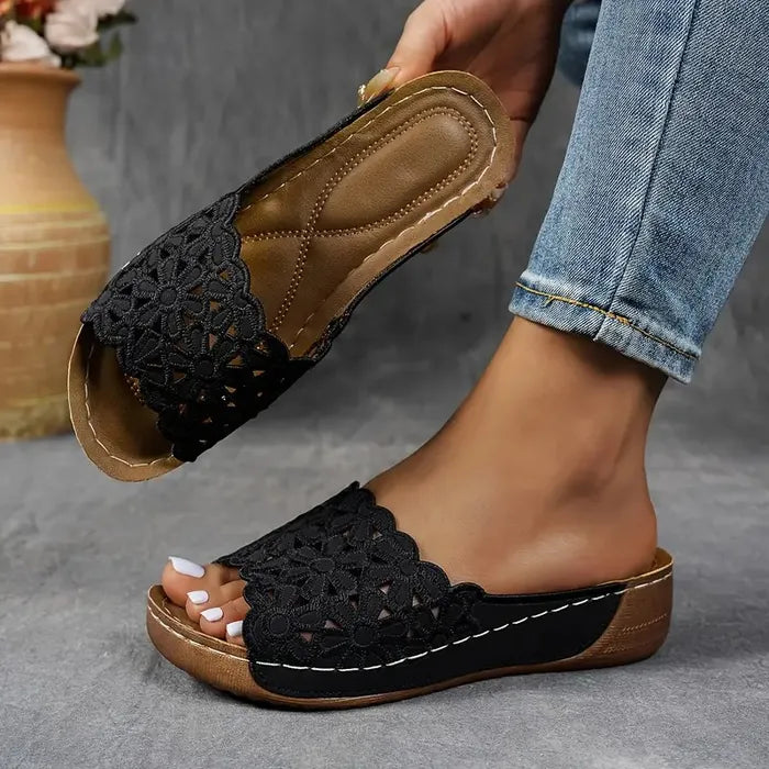 Delilah – Ergonomiset Sandalit